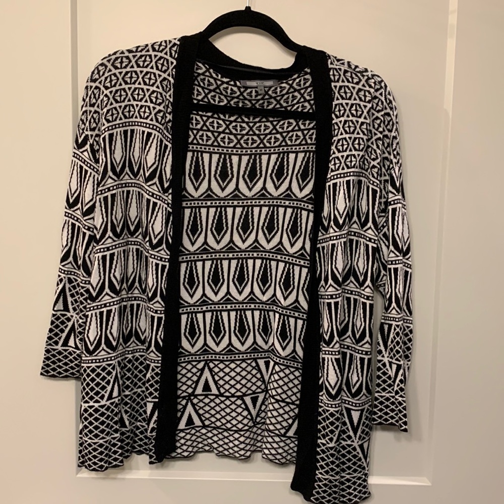 Black and white printed open cardigan
